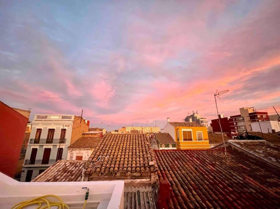 Artisan Haven: El Cabanyal Oasis Holiday home *