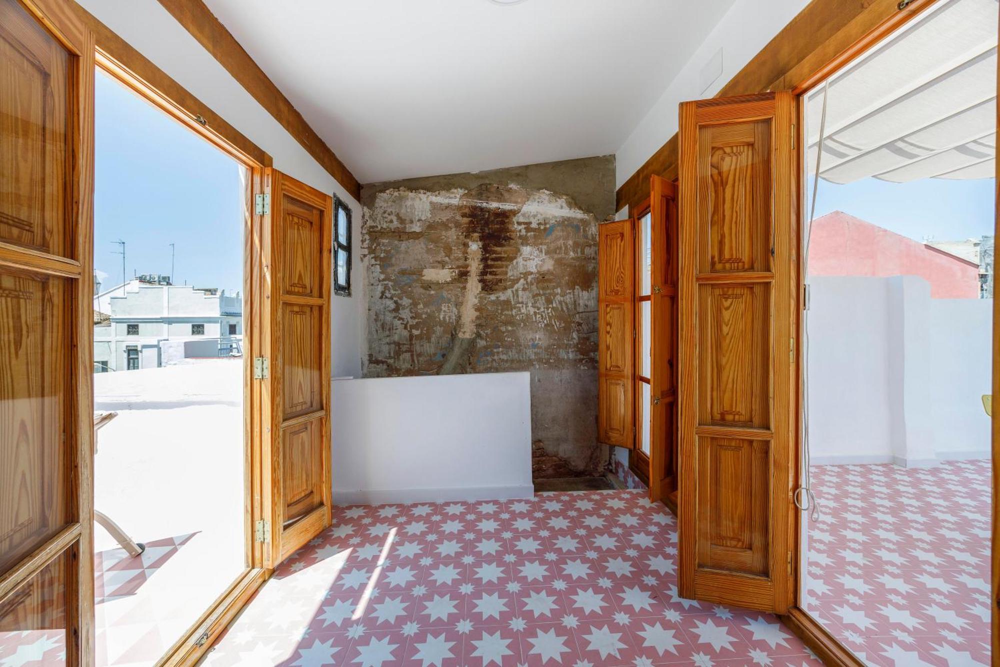 Artisan Haven: El Cabanyal Oasis Holiday home Valencia