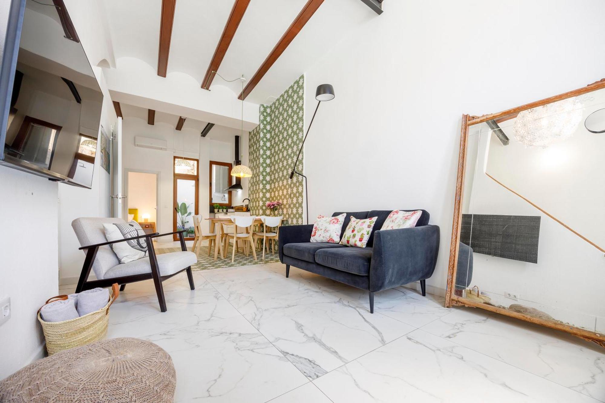 Holiday home Artisan Haven: El Cabanyal Oasis Valencia